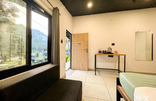Jogiyana Complejo | Euphoric Resort ,Mohanchatti