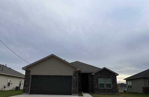 New Caney Casa | Euqinartnub Nivre
