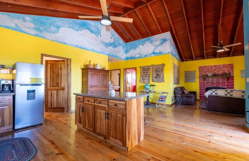 Roatan Cabina | Eureka house
