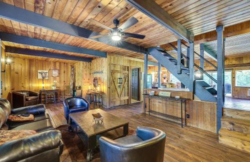 Eureka Springs Casa | Eureka Springs Rental Cabin 8 Mi to Downtown!