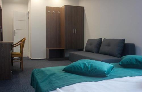 Gora Kalwaria Cama Y Desayuno | Eurohotel