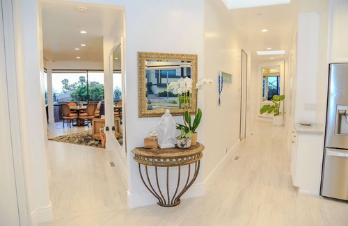 Del Mar Casa | European Living in the Heart of Del Mar-Minutes from the beach!