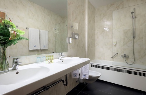 City Centre Regensburg Hotel | Eurostars Park Hotel Maximilian