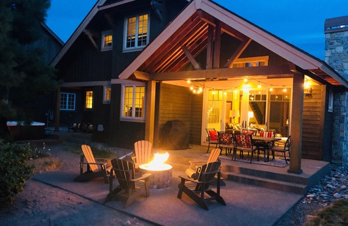 Cle Elum Casa | EV Charger! HOT TUB! Perfect family getaway in the ❤️ of Suncadia!
