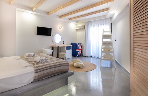 Mononaftis Hotel | Eva Mare Hotel & Suites - Adults Only