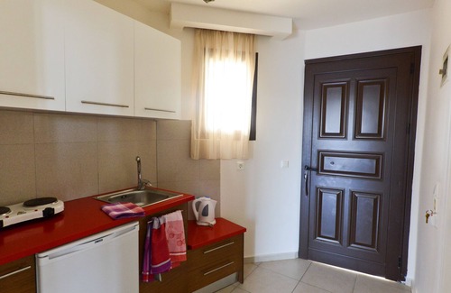 Mononaftis Hotel | Eva Mare Hotel & Suites - Adults Only