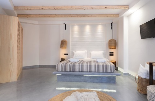 Mononaftis Hotel | Eva Mare Hotel & Suites - Adults Only