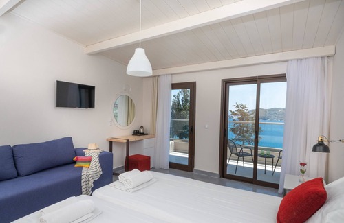 Mononaftis Hotel | Eva Mare Hotel & Suites - Adults Only