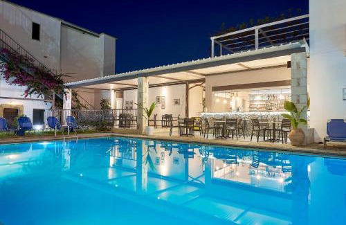 Agia Marina Apartamento | Eva Suites & Apartments
