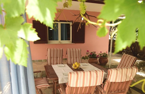 Evrostina Cabaña | Casa de Evagelia junto a la playa cerca de la montaña