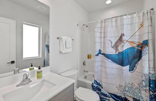 Whittier Heights Apartamento | Evan's sweet suite - Micro Studio - 91Walkscore