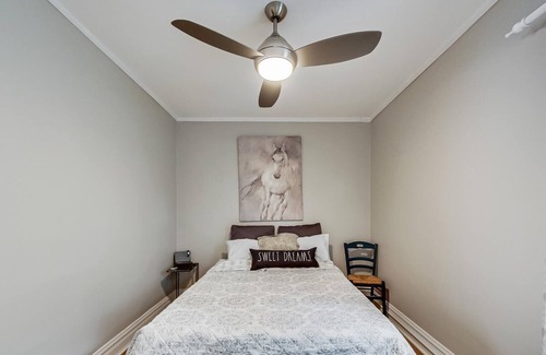 Evanston Apartamento | Evanston 2bed+ofc.Walk to sushi, shopping, train & Lake. Minutes to Ryan Field.
