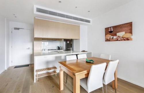 Southbank Apartamento | 'Evara' Resort-Style Living by Yarra River and Crown