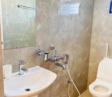 Serilingampally Apartamento | Evara Tranquil 3BHK Retreat Near Hitec City