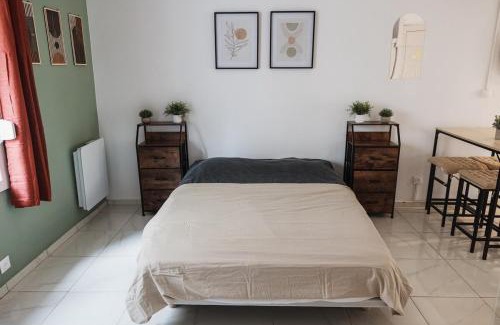 Saint-Quentin Apartamento | Evasion Prestige - Suite Spa, Sauna & Patio