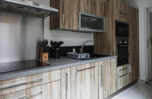 Saint-Quentin Apartamento | Evasion Prestige - Suite Spa, Sauna & Patio