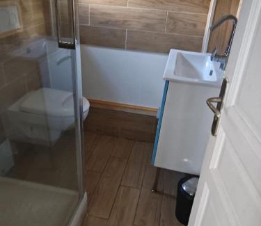 Saint-Quentin Apartamento | Evasion Prestige - Suite Spa, Sauna & Patio