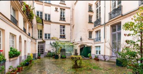 Les Iles Apartamento | Evasion sensorielle à L'Ile Saint Louis Notre Dame de Paris