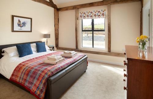 Eaton Mascott Casa | Evenwood Gables