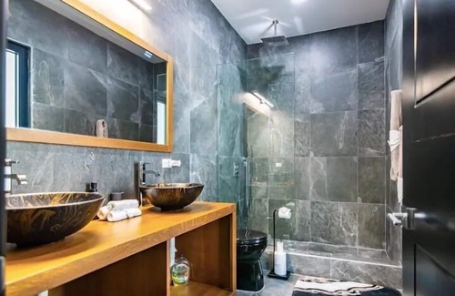 San Pedro Villa | EverBlue Villa