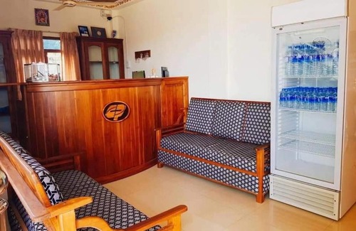 Trincomalee Hotel | Everest Hotel