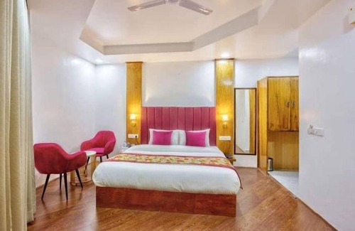 Old Manali Hotel | Everest Hotel Manali