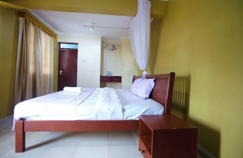 Kisumu Hotel | Everest House Hotel