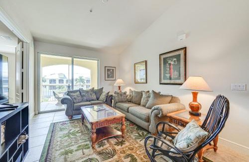 Everglades City Apartamento | Everglades City Condo with Porch Steps to Water!