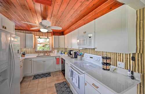 Everglades City Casa | Everglades Getaway w/ Deck & Water Views!