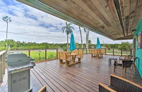 Everglades City Casa | Everglades Getaway with Deck and Water Views!