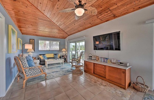 Everglades City Casa | Everglades Getaway with Deck and Water Views!