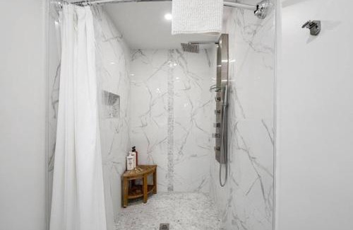 Collingwood Casa | Evergreen Escape