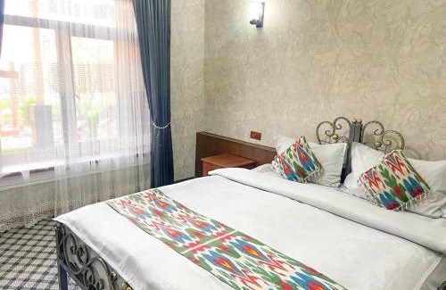 Margilan Casa | Evergreen Guesthouse