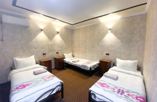 Margilan Casa | Evergreen Guesthouse