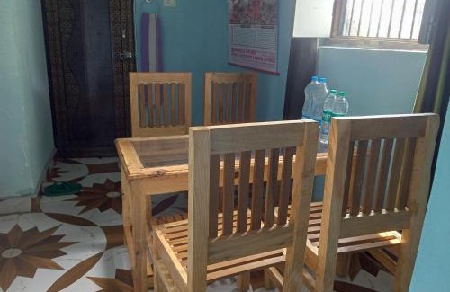 Almora Apartamento | EVERGREEN HOME STAY