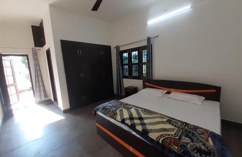 Ramnagar Casa | Evergreen homestay
