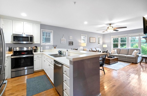 Foscoe Condominio | Evergreens 721- Mountain Condo, Gated Resort, Indoor/Outdoor Pools and Hot Tub, Fitness Area, Fis...