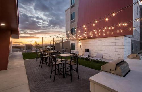 Chandler Hotel | Everhome Suites Chandler Phoenix Fashion Center