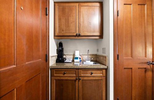 Olympic Valley Casa | Everline Resort & Spa Palisades- Forest View