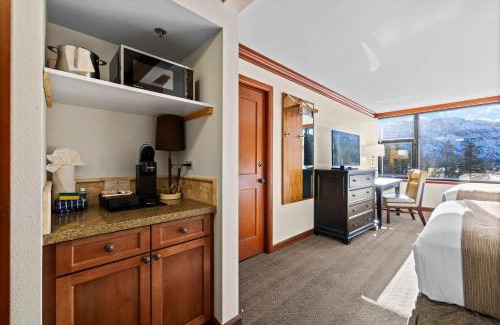 Olympic Valley Casa | Everline Resort & Spa Palisades- Valley View