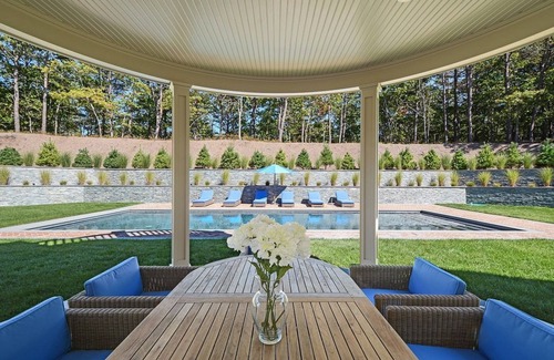 Water Mill Casa | Everything in Hamptons special discount available for weekly and monthly renters