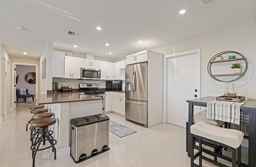 West Little River Casa | Everything You Need for Comfort!