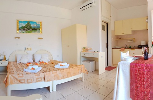 Megalo Metochi Apartamento | Evli Luxury self catering apartments 7minutes walk down to centre of Rethymno
