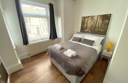 Gravesend Apartamento | Evo Green Gravesend 2 bed Apartment - 2 mins STN Town Centre