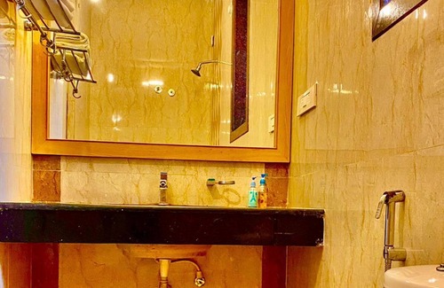 SBI Colony Casa | Evoke Suites Sunrise North Goa