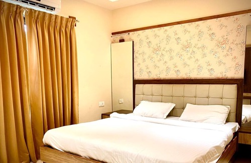 SBI Colony Casa | Evoke Suites Sunrise North Goa