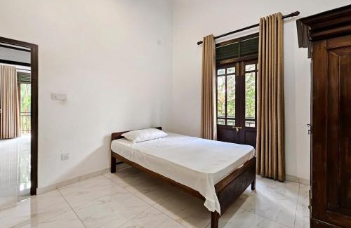 Bope-Poddala Villa | Evolve - Field View