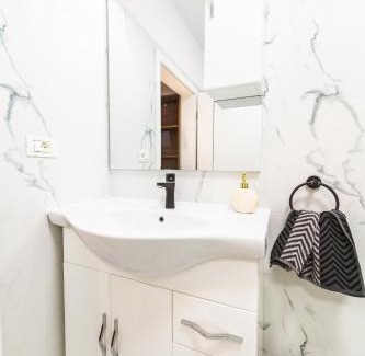 Recas Apartamento | EVRA APARTMENTS