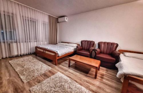 Pristina Cama Y Desayuno | Evropa
