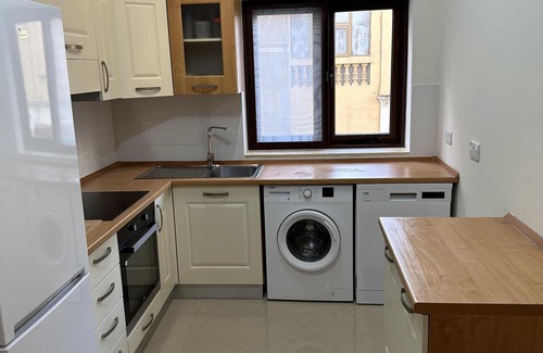 Gzira Apartamento | Ewa Apt - 3-bed Near Sliema - St Julians Seafront